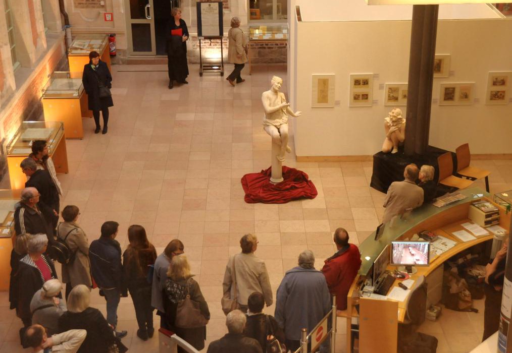 musée de Valenciennes statue vivante